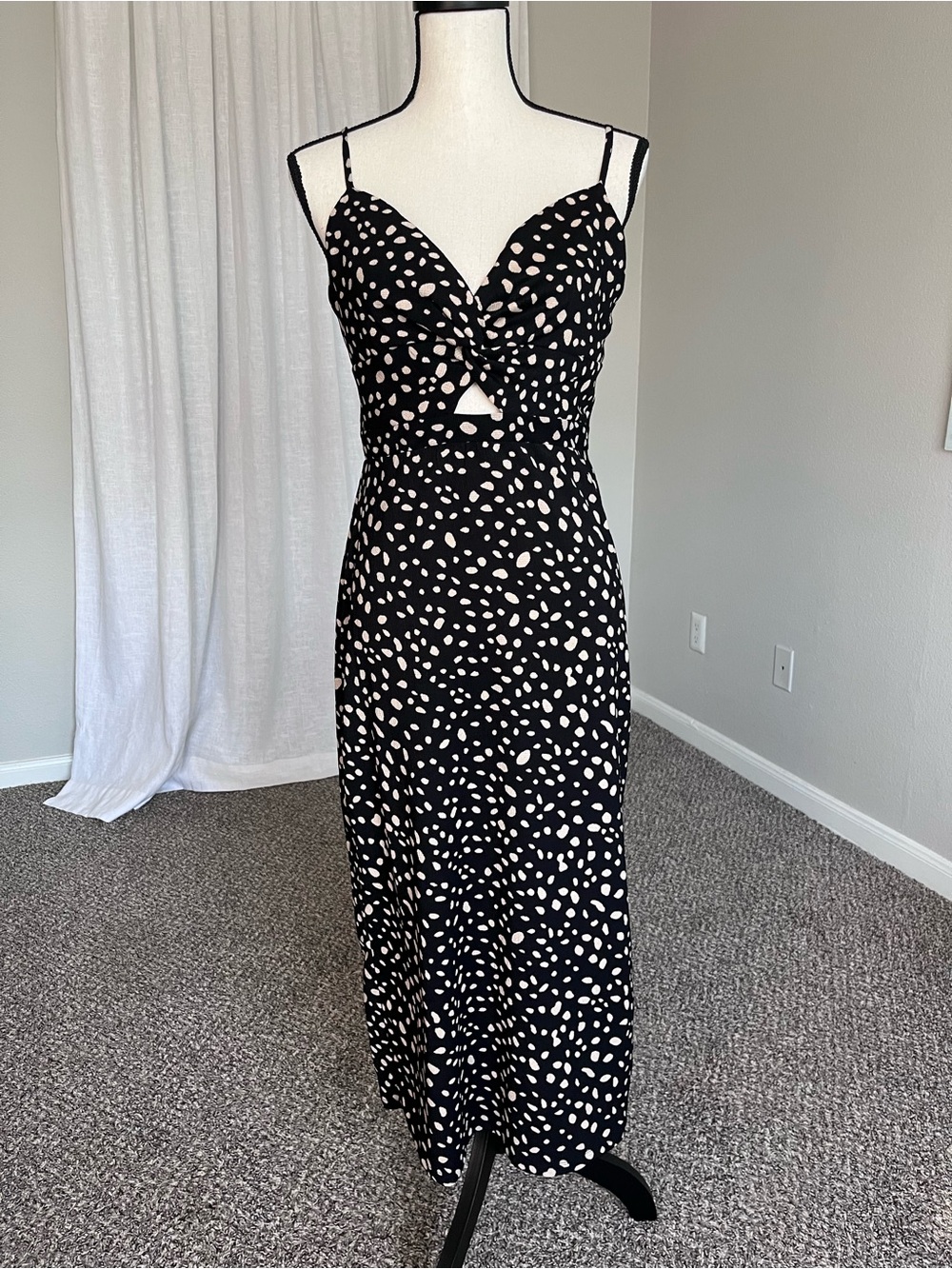 NWT Fawn Print Polka Dot Midi Dress Cut Out Adjustable Straps Size Large